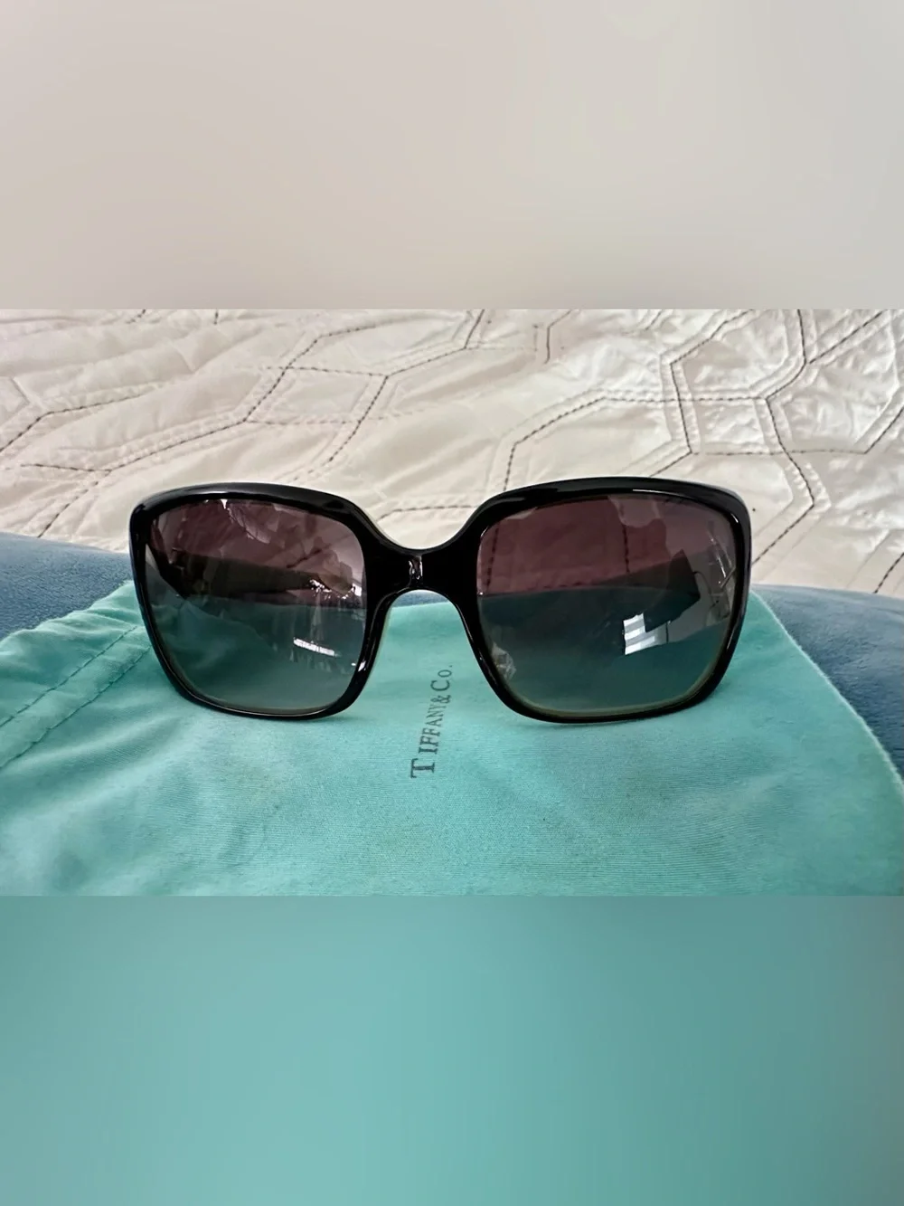 Tiffany & Co. Women's Sunglasses Black on tiffany blue/grey Tf4047b model - Picture 10 of 10